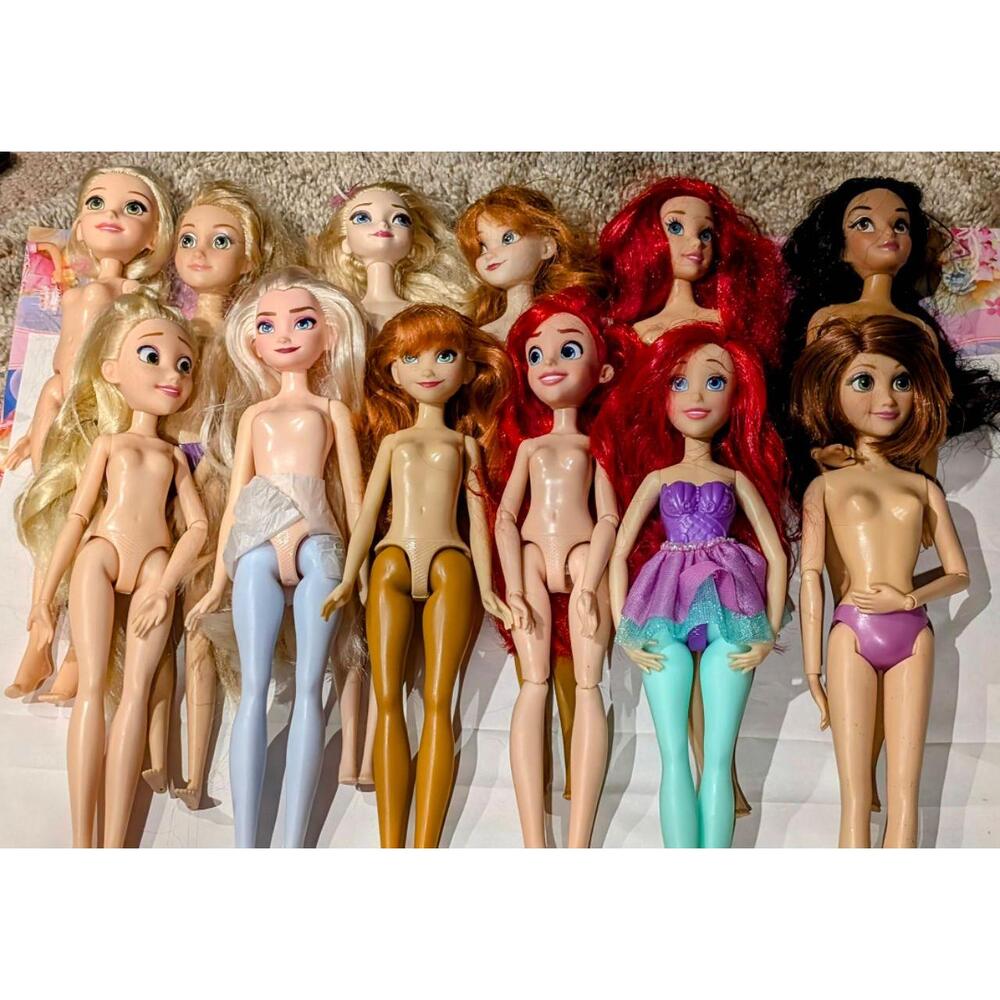 12 Assorted Disney Princess Fashion Dolls.